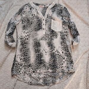 Pinka Semi Sheer Lightweight Animal print Tab Sleeve top Medium Moody Flowy